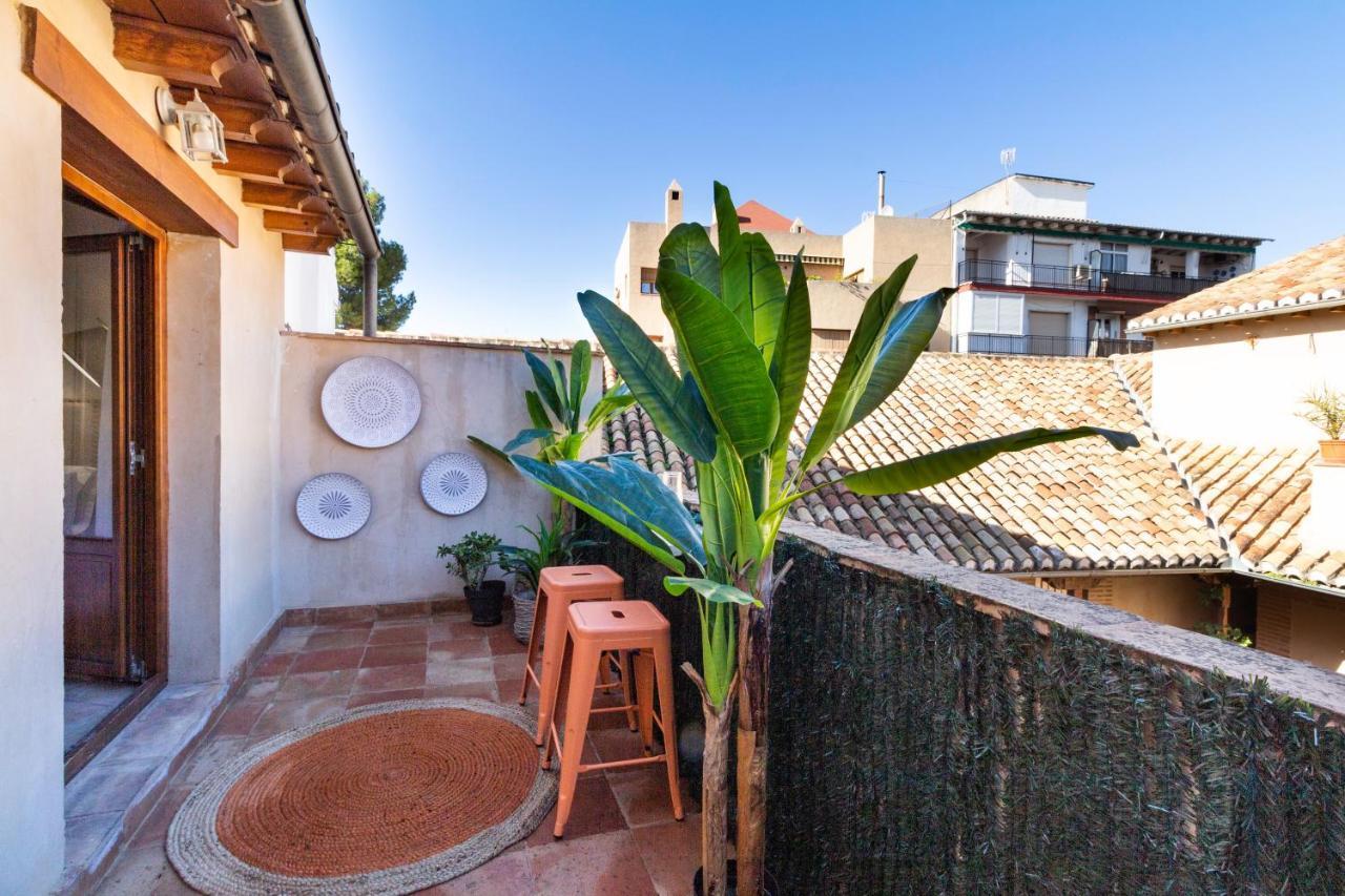 Atico Junto Al Albaicin Con Terraza Apartman Granada Kültér fotó